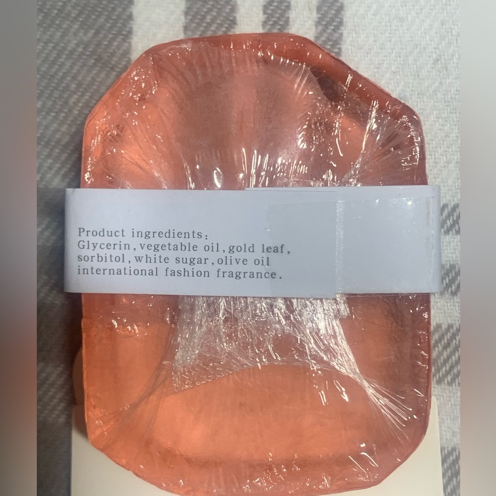 Naturally Vain Bath Bombs - Picture 5 of 15